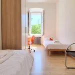 Park In * 的里雅斯特