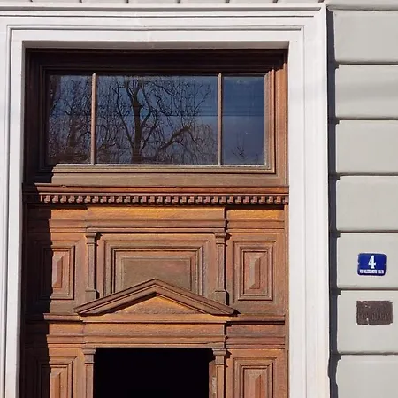 Park In 的里雅斯特