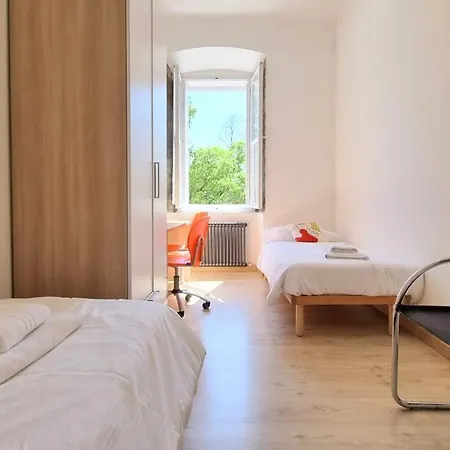 Park In * ترييستي